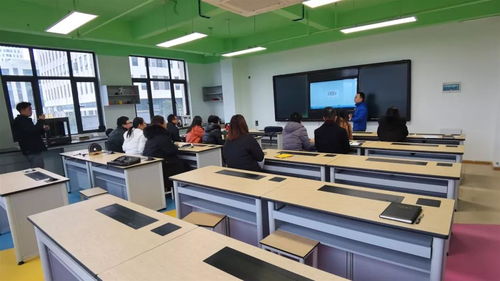 人工智能教學培訓會議在湖南省智慧教育裝備展示體驗中心成功舉辦，聚焦營利性民辦職業技能培訓機構發展